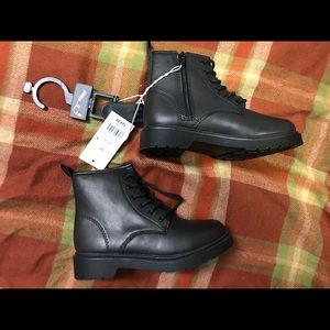 Cat & Jack Boys Combat Boots